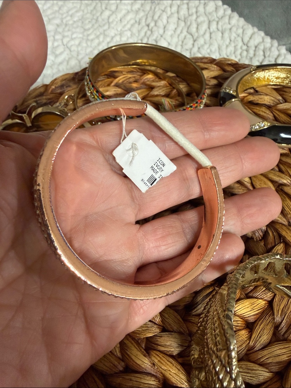 Mixed Gold-Tone, Beige-Black Multi-Accent Women’s Bangle Bracelet Bundle - Picture 11 of 14